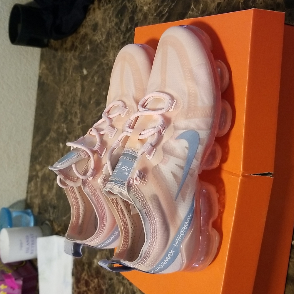 NIKE VAPORMAX